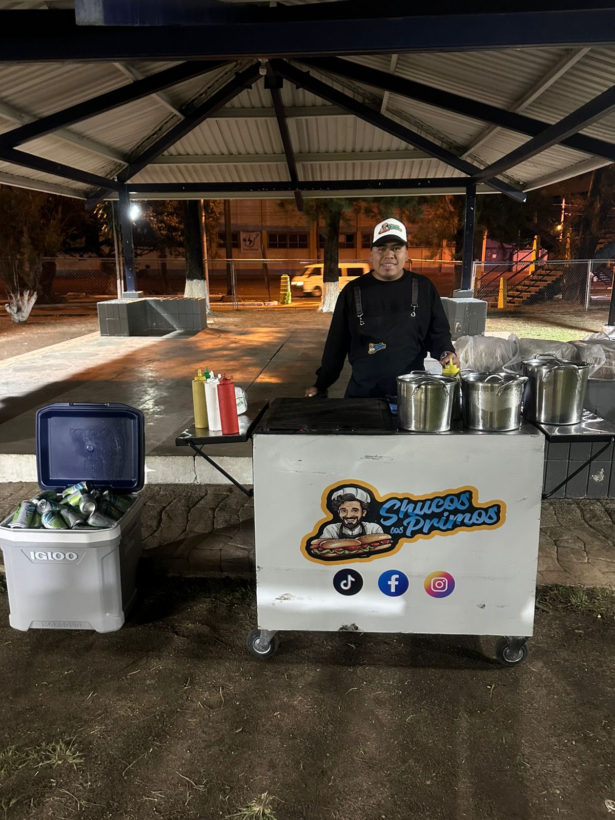 Carreta de shucos en evento